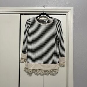 Hailey & Co Striped Lace Bottom Tunic Top Magnolia Lane Boutique NWT